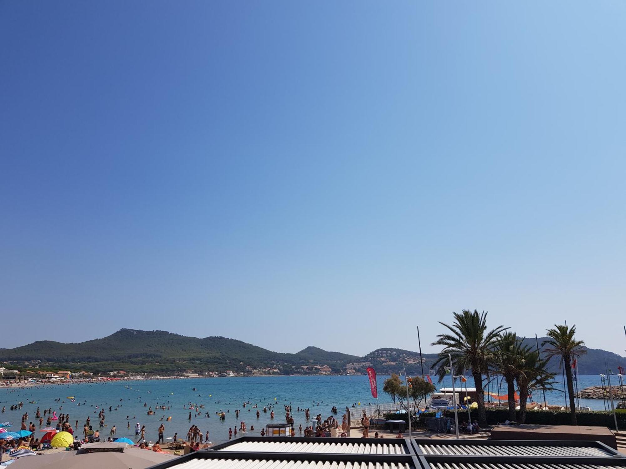 Apartament Les Pieds Dans L'Eau Saint-Cyr-sur-Mer Zewnętrze zdjęcie