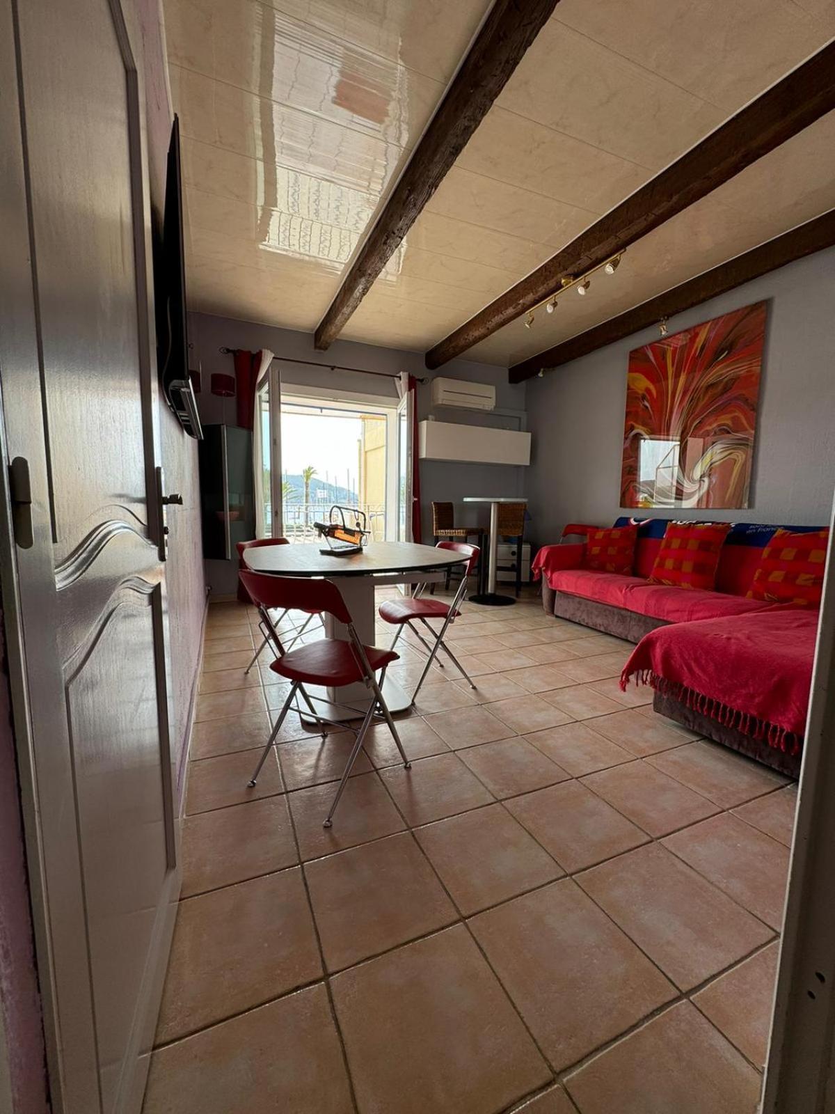 Apartament Les Pieds Dans L'Eau Saint-Cyr-sur-Mer Zewnętrze zdjęcie